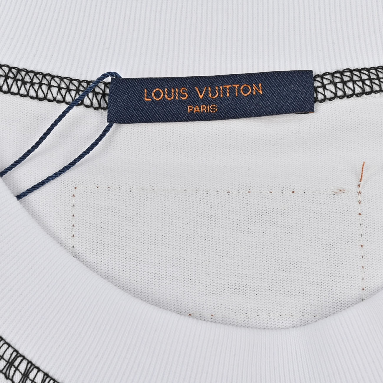 Louis Vuitton 24ss Stitching Cursive Embroidery Letters, Short Sleeves T Shirt (7) - newkick.org